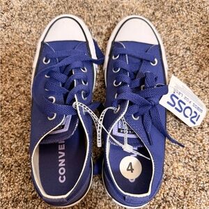 Converse Kids Size 4 Blue Sneakers
